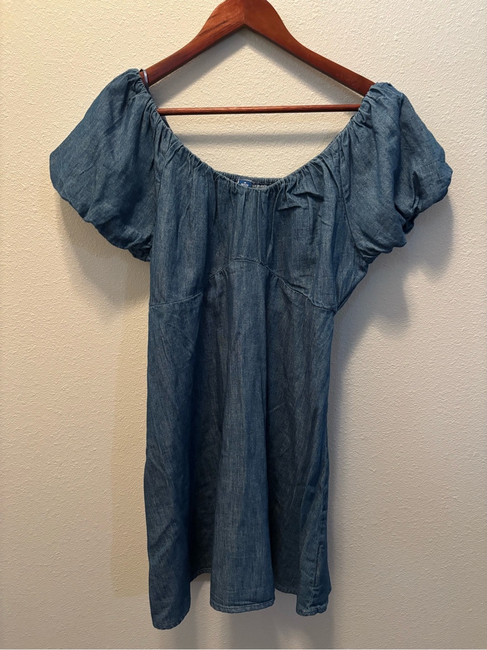 Old Navy Blue Denim Puff Sleeve Dress - NWT - petite medium